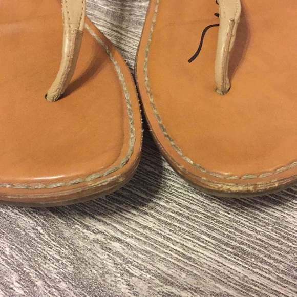 Libby Edelman Gold Sandals - Picture 3 of 3